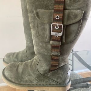 UGG Australia Green Cargo Suede Boots "1895"